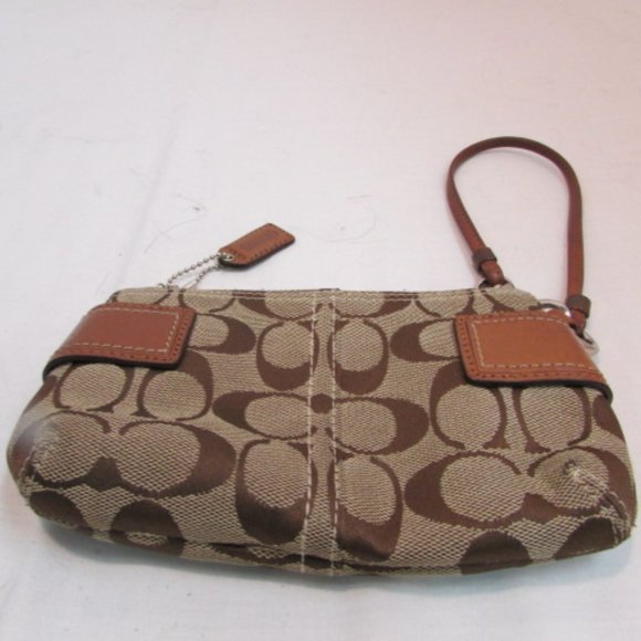 Coach Wristlet Signature Brown Canvas - Picture 3 of 7